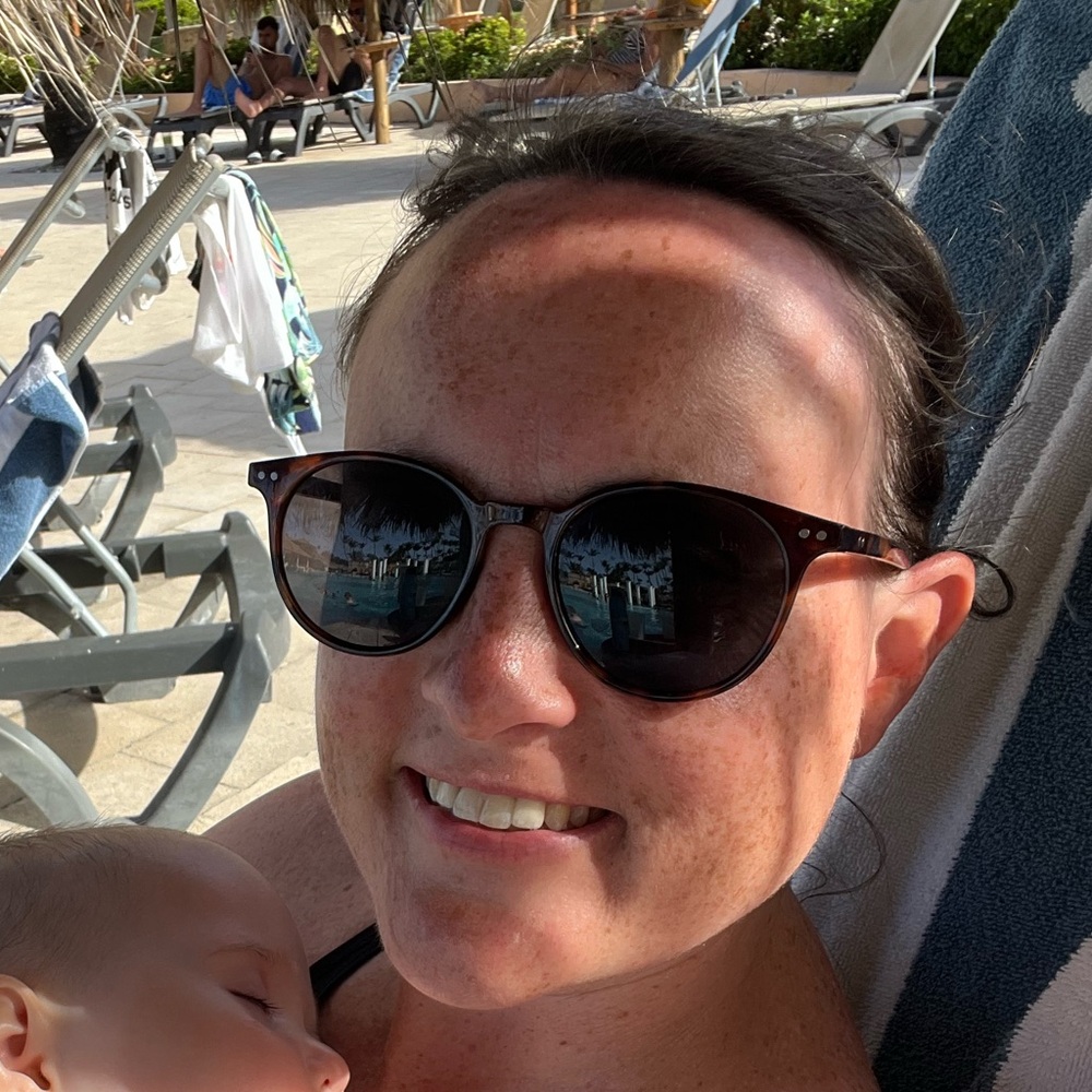 Meet your Posher, Stephanie